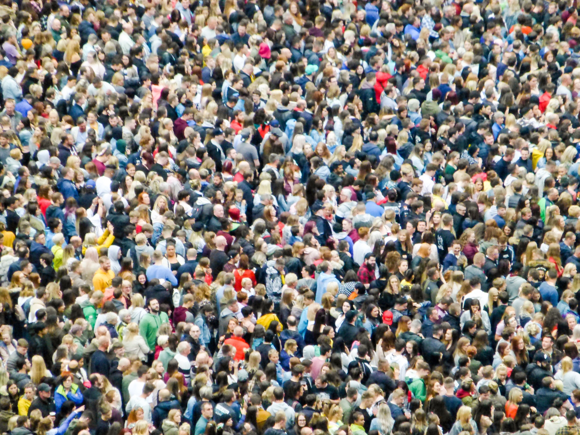 Lots of people